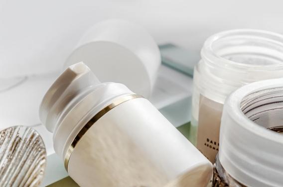 Cosmétiques, vêtements, chaussures : des  ...