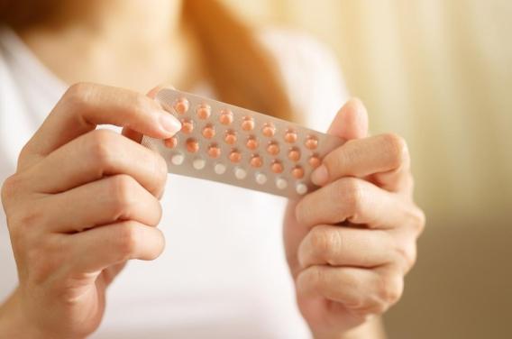 Perte de contrôle alimentaire : cette pilule contraceptive pourrait jouer un rôle 