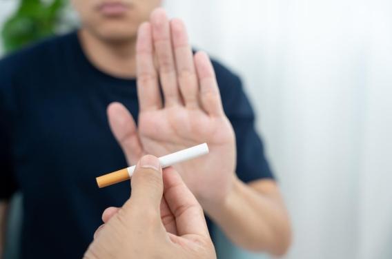 Voici pourquoi ceux qui arrêtent la cigarette ont tendance à grossir