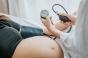 HTA pendant la grossesse : pourquoi un accouchement prématuré est préférable