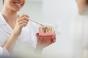 Implants dentaires : pourquoi certaines infections résistent-elles aux antibiotiques ?