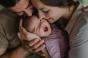 Quels sont les bienfaits du contact physique pour les bébés ?