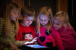 Des experts veulent introduire les tablettes dès la maternelle 