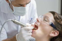 Un dentiste a contaminé potentiellement 22 000 patients