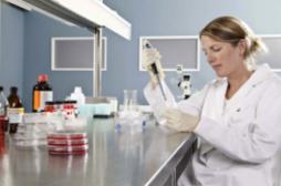 9 cancers dans un labo : quels sont les risques du travail en laboratoire ?