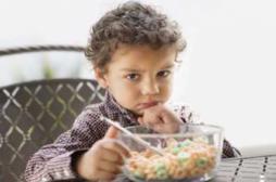 Les céréales pour enfants contiennent deux fois trop de sucres