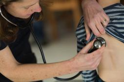 Les stéthoscopes sont des vecteurs de transmission de bactéries 