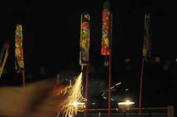 Urgences : les dangers des pétards du 14 juillet