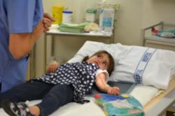 Le tabagisme passif complique l'opération des amygdales