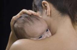 Traumatismes : comment la mère les transmet à l’enfant
