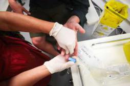 VIH : plus de 5 millions de dépistages en 2013