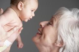 Canicule : chez les enfants et les seniors, quels signes doivent pousser à consulter ?