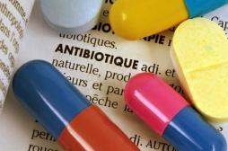 De faibles doses d’antibiotiques modifieraient le microbiote intestinal 