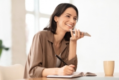 Mais d'où vient votre voix ?