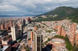 A Bogota, une femme maire mène la lutte contre Covid-19 