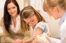 Méningite : 47 communes visées par la vaccination en Bretagne
