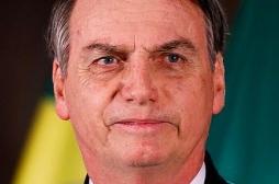 Jair Bolsonaro hospitalisé pour un hoquet : à partir de quand devient-il grave ?