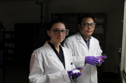 Un chercheur conçoit un masque chirurgical tueur de virus