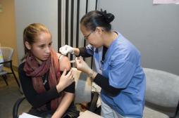 Papillomavirus : le vaccin divise par deux la prévalence de l'infection