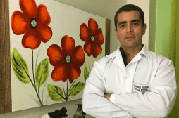 Brésil : un chirurgien esthétique en fuite après le décès d'une patiente opérée clandestinement chez lui