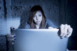 Cybersexisme : les jeunes filles deux fois plus touchées