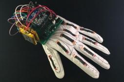 Innovation : un gant traduit le langage des signes 