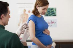Grippe : les médecins hésitent à vacciner les femmes enceintes