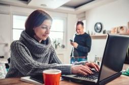 Le télétravail peut-il vraiment relancer la natalité en France ?