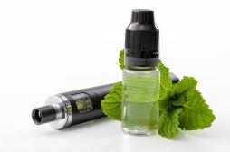 Vapotage : l'arôme menthe des e-cigarettes est toxique pour les poumons