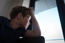 Dépression chez les enfants : leur regard sur leur entourage peut prédire le risque