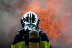 Cancers : les pompiers surexposés aux polluants 