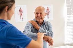 Ostéoporose : une maladie osseuse qui touche aussi les hommes