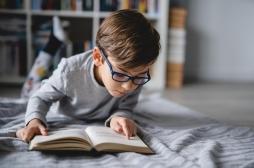 Les enfants qui aiment lire réussissent mieux dans la vie 