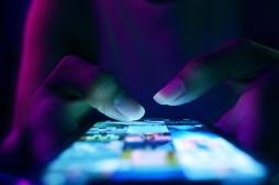 Téléphone : supprimer les réseaux sociaux ne suffit pas à décrocher