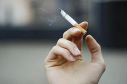 Tabagisme : commencer à fumer avant 20 ans rendrait plus addict