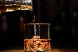 Boire ce nombre de verres d’alcool par jour peut conduire à faire un AVC 11 ans plus tôt