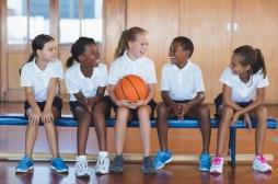 Des exercices physiques ludiques et supervisés favorisent le bien-être des enfants en surpoids