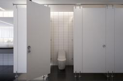 Toilettes publiques ou privées : lesquelles sont les plus contaminées ?