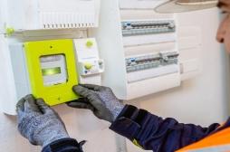 Chaîne humaine contre les compteurs Linky : les effets des ondes sur la santé