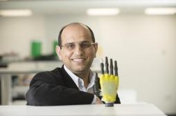 Prothèse de main : une peau artificielle sensible à l'énergie solaire 