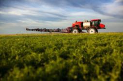 Pesticides : une enquête pour homicide involontaire après le décès d'un agriculteur