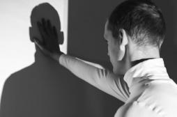 Impulsivité, égo, culpabilité : comment reconnaître un psychopathe ?