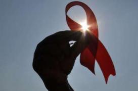 Sida : la mortalité a été divisée par deux en 15 ans