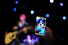 Smartphones : leurs appareils photo nuisent à notre mémoire