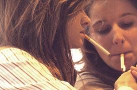 Tabagisme : les ados sont influencés par leurs amis 