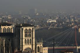 Grossesse : la pollution accroît le risque de faible poids à la naissance