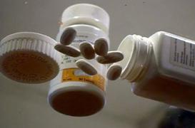 Sida : prendre tôt des antirétroviraux diminue la mortalité globale