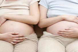 Aider la mère pour protéger l'enfant