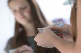 La pilule réduit de manière temporaire la fertilité 