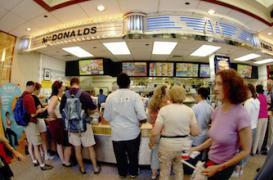 Fast-food : l’affichage des calories ne sert à rien 